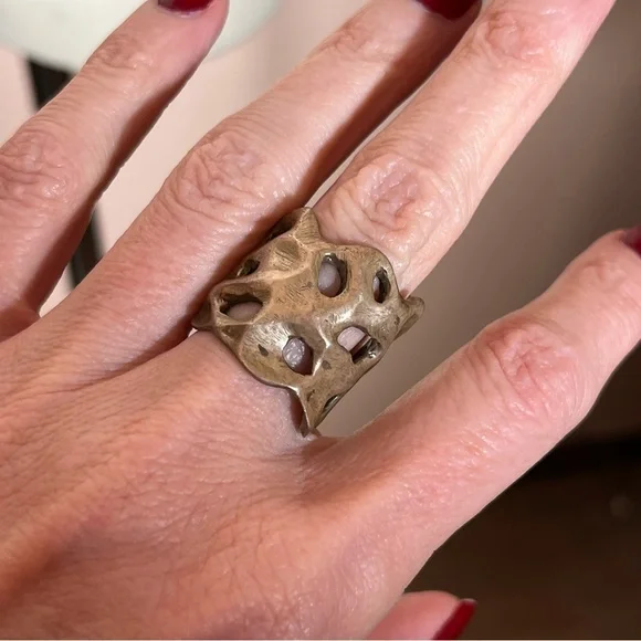 Vintage Heavy sterling silver Brutalist Rustic Goth Mobwife thick Wide Band - Picture 11 of 17